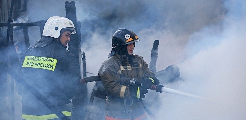 Пожар в частном доме в Заветинском районе